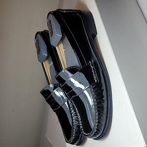 Cole Haan black patent leather penny loafers size 7.5B